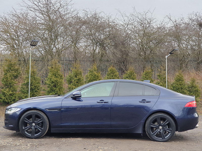 Jaguar XE 2.0d Portfolio Auto Euro 6 (s/s) 4dr 4dr Automatic 2025