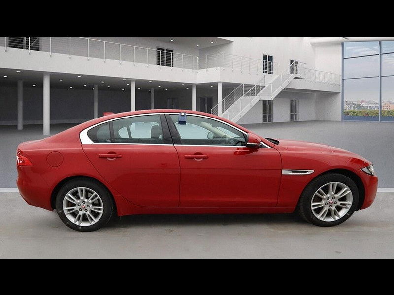 Jaguar XE 2.0d Prestige Auto AWD Euro 6 (s/s) 4dr 4dr Automatic 2025