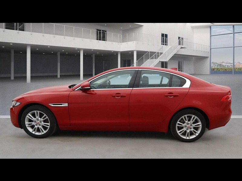 Jaguar XE 2.0d Prestige Auto AWD Euro 6 (s/s) 4dr 4dr Automatic 2025