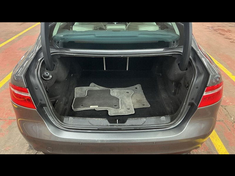 Jaguar XE 2.0d Prestige Auto Euro 6 (s/s) 4dr 4dr Automatic 2026