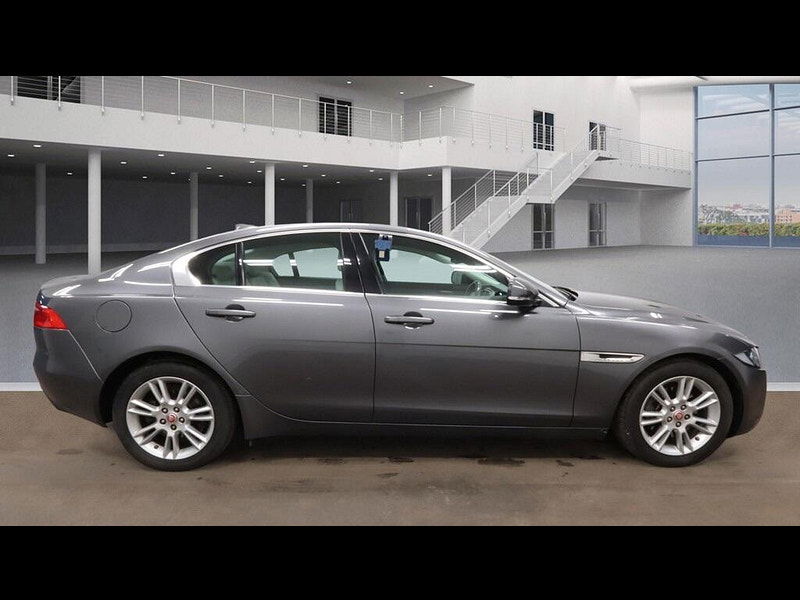 Jaguar XE 2.0d Prestige Auto Euro 6 (s/s) 4dr 4dr Automatic 2026