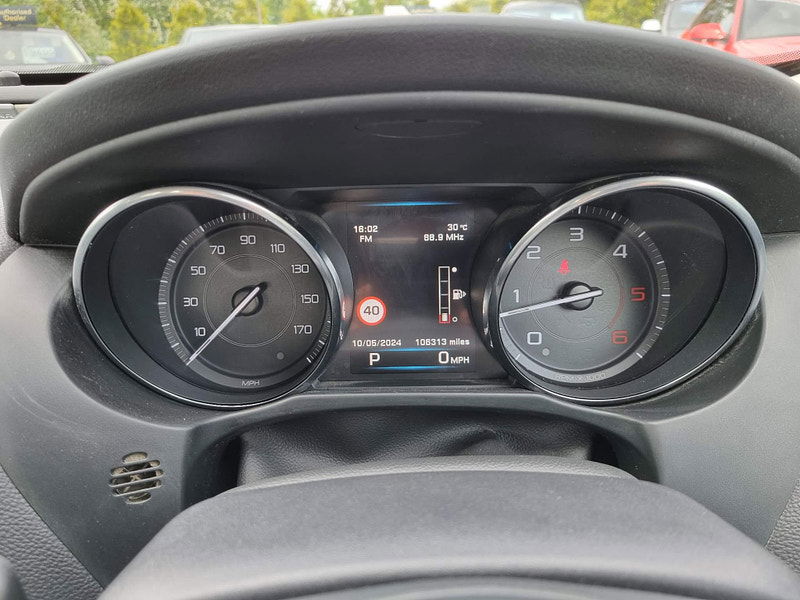 Jaguar XE 2.0d Prestige Auto Euro 6 (s/s) 4dr 4dr Automatic 2025