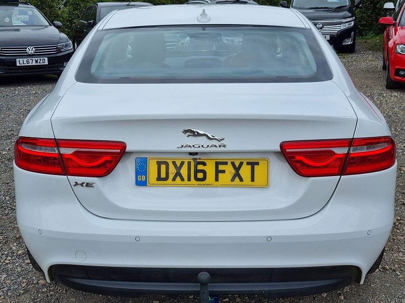 Jaguar XE 2.0d Prestige Auto Euro 6 (s/s) 4dr 4dr Automatic 2025