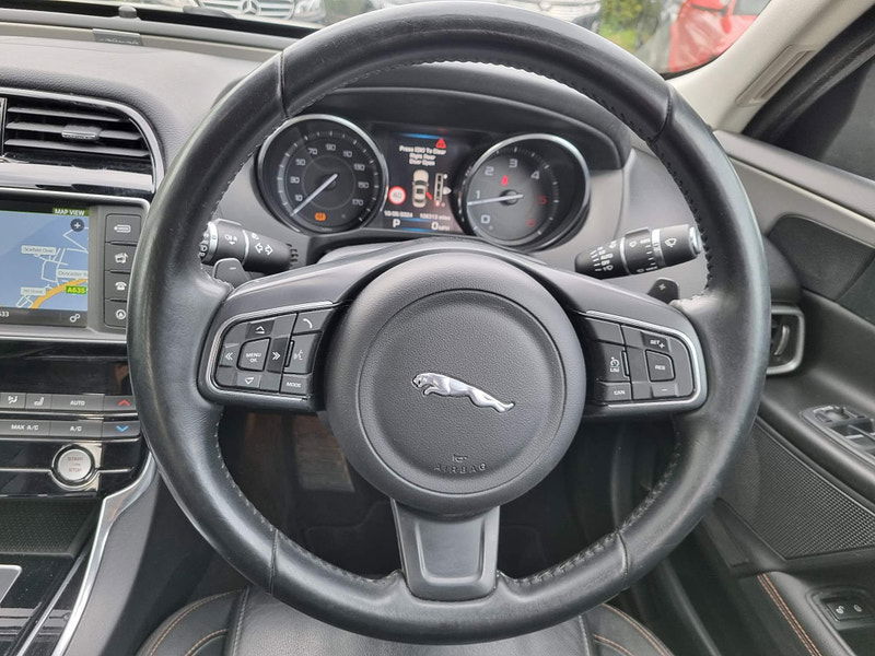 Jaguar XE 2.0d Prestige Auto Euro 6 (s/s) 4dr 4dr Automatic 2025