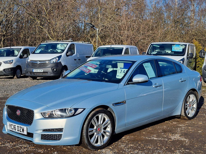 Jaguar XE 2.0d Prestige Auto Euro 6 (s/s) 4dr 4dr Automatic 2025