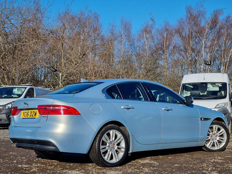 Jaguar XE 2.0d Prestige Auto Euro 6 (s/s) 4dr 4dr Automatic 2025