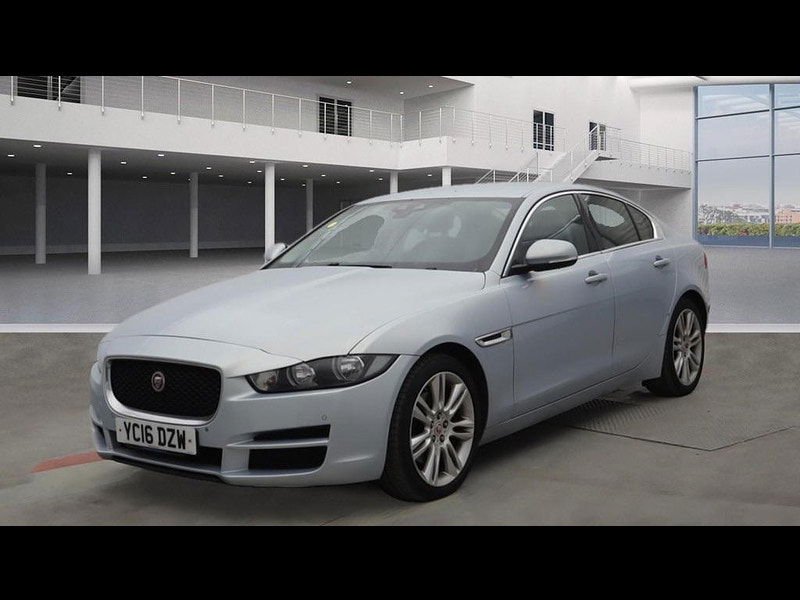 Jaguar XE 2.0d Prestige Auto Euro 6 (s/s) 4dr 4dr Automatic 2025