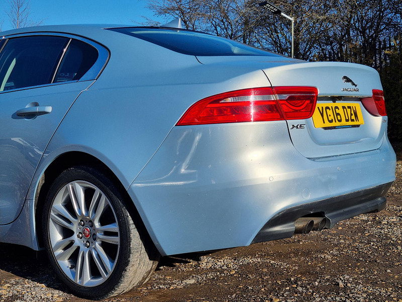 Jaguar XE 2.0d Prestige Auto Euro 6 (s/s) 4dr 4dr Automatic 2025