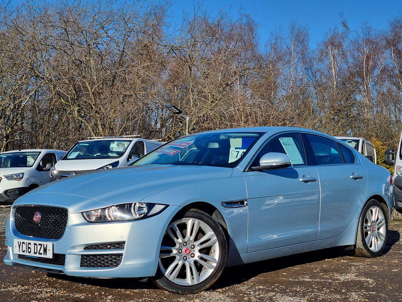 Jaguar XE 2.0d Prestige Auto Euro 6 (s/s) 4dr 4dr Automatic 2025