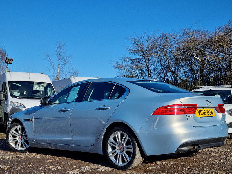Jaguar XE 2.0d Prestige Auto Euro 6 (s/s) 4dr 4dr Automatic 2025