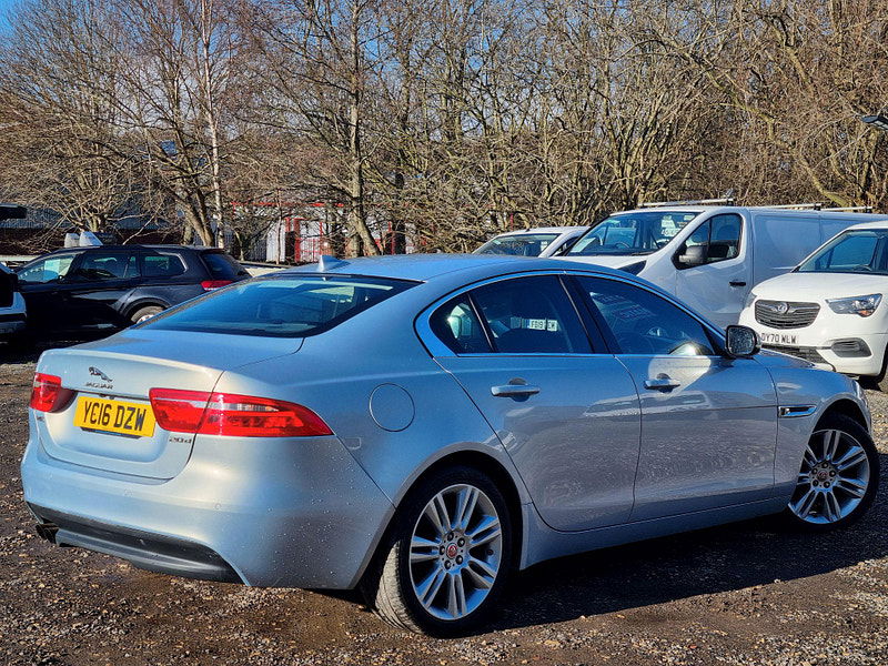 Jaguar XE 2.0d Prestige Auto Euro 6 (s/s) 4dr 4dr Automatic 2025