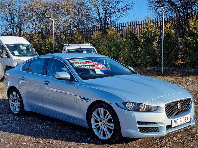 Jaguar XE 2.0d Prestige Auto Euro 6 (s/s) 4dr 4dr Automatic 2025