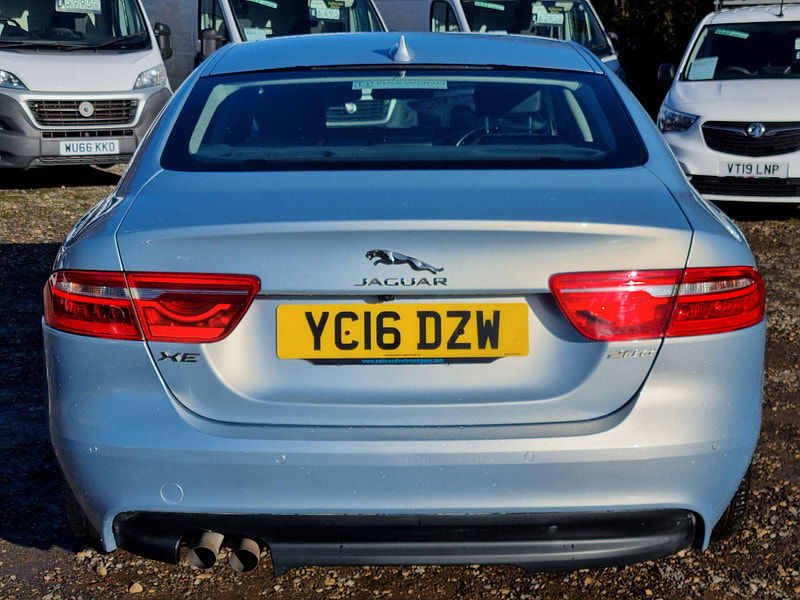 Jaguar XE 2.0d Prestige Auto Euro 6 (s/s) 4dr 4dr Automatic 2025