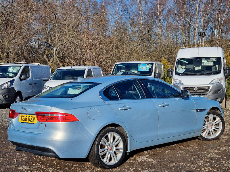 Jaguar XE 2.0d Prestige Auto Euro 6 (s/s) 4dr 4dr Automatic 2025