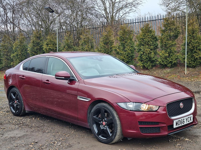 Jaguar XE 2.0d Prestige Auto Euro 6 (s/s) 4dr 4dr Automatic 2025