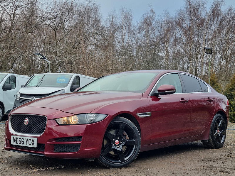 Jaguar XE 2.0d Prestige Auto Euro 6 (s/s) 4dr 4dr Automatic 2025