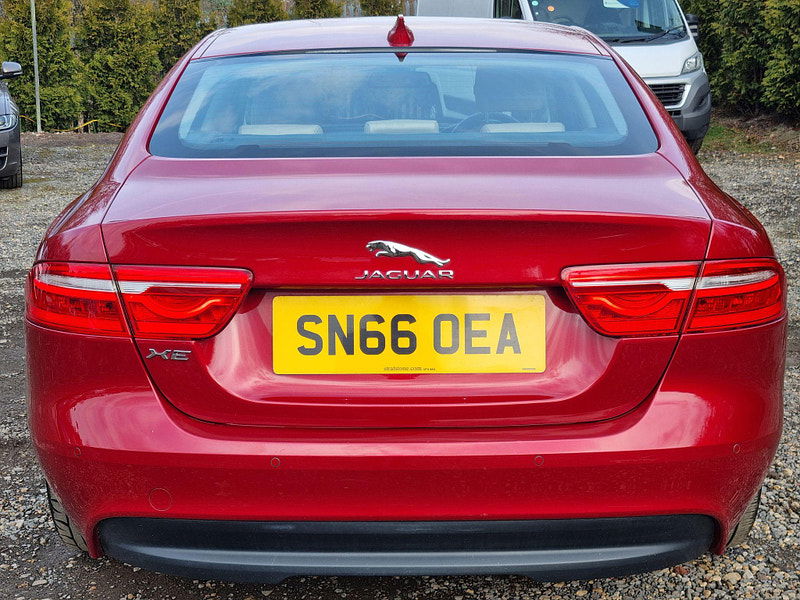 Jaguar XE 2.0d Prestige Auto Euro 6 (s/s) 4dr 4dr Automatic 2025