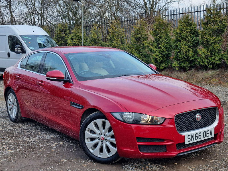Jaguar XE 2.0d Prestige Auto Euro 6 (s/s) 4dr 4dr Automatic 2025