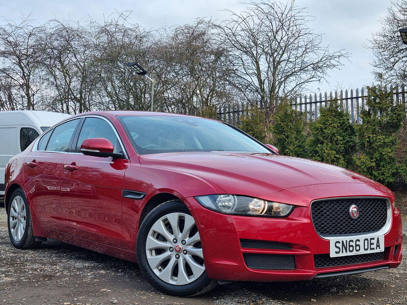 Jaguar XE 2.0d Prestige Auto Euro 6 (s/s) 4dr 4dr Automatic 2025