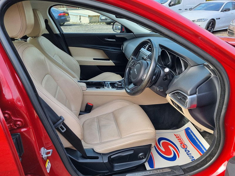 Jaguar XE 2.0d Prestige Auto Euro 6 (s/s) 4dr 4dr Automatic 2025