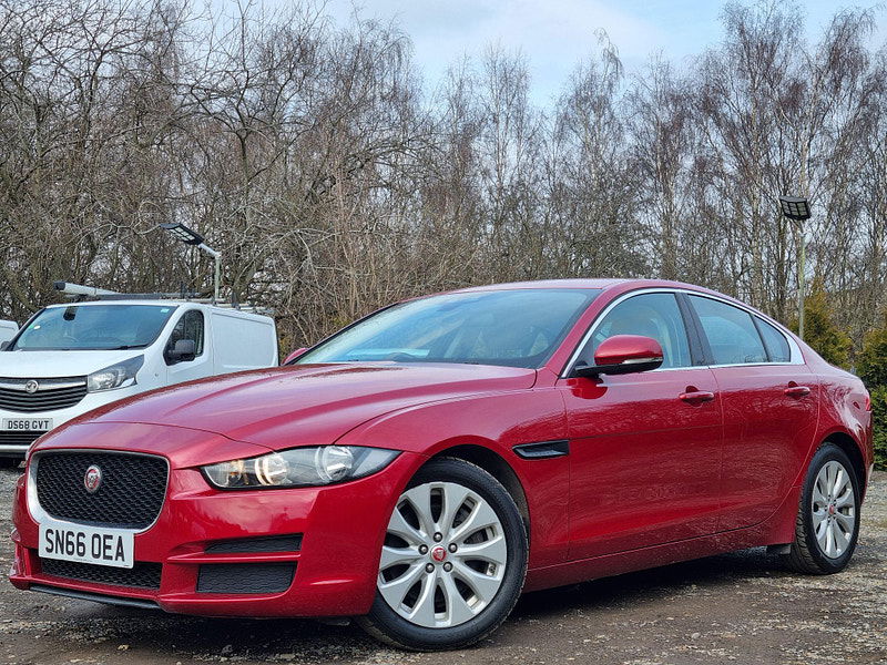 Jaguar XE 2.0d Prestige Auto Euro 6 (s/s) 4dr 4dr Automatic 2025
