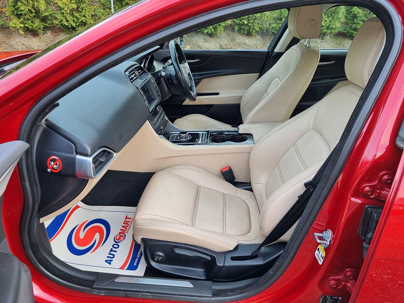 Jaguar XE 2.0d Prestige Auto Euro 6 (s/s) 4dr 4dr Automatic 2025