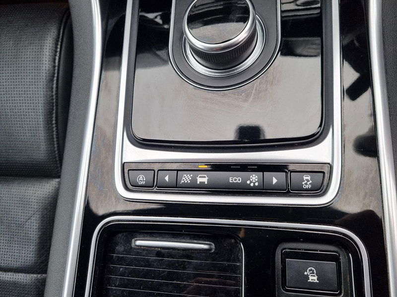 Jaguar XE 2.0d R-Sport Auto AWD Euro 6 (s/s) 4dr 4dr Automatic 2026