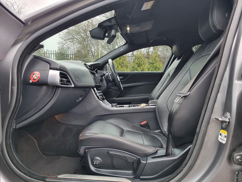 Jaguar XE 2.0d R-Sport Auto AWD Euro 6 (s/s) 4dr 4dr Automatic 2026