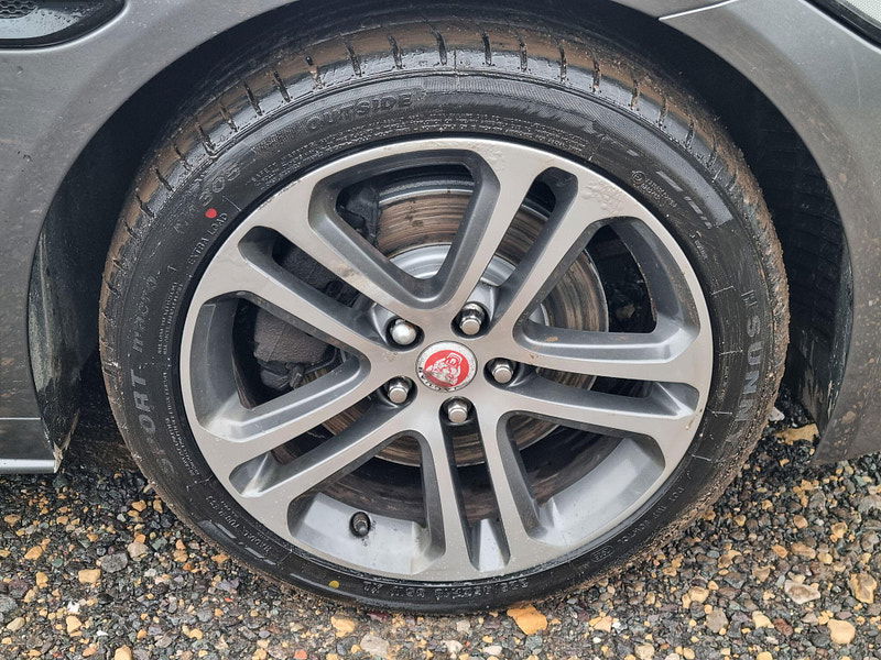 Jaguar XE 2.0d R-Sport Auto AWD Euro 6 (s/s) 4dr 4dr Automatic 2026