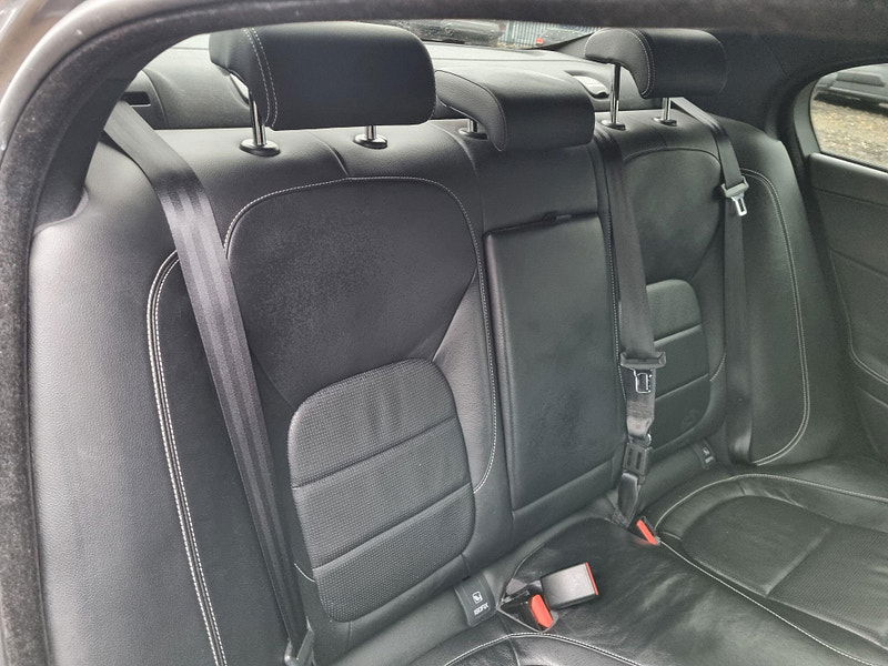 Jaguar XE 2.0d R-Sport Auto AWD Euro 6 (s/s) 4dr 4dr Automatic 2026