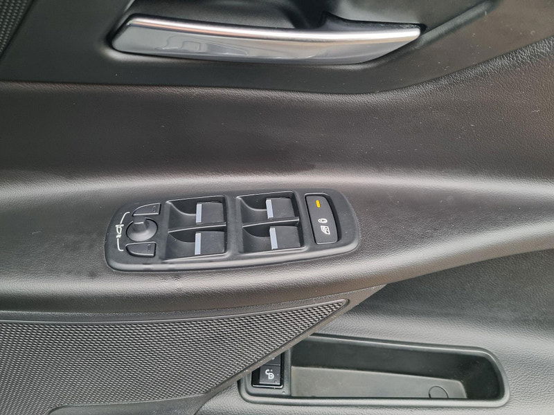 Jaguar XE 2.0d R-Sport Auto AWD Euro 6 (s/s) 4dr 4dr Automatic 2026