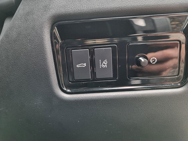 Jaguar XE 2.0d R-Sport Auto AWD Euro 6 (s/s) 4dr 4dr Automatic 2026