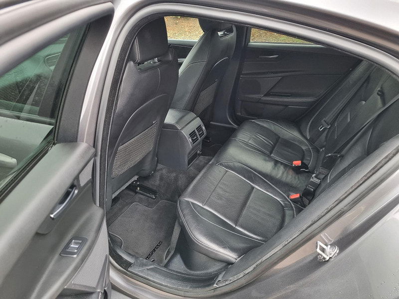 Jaguar XE 2.0d R-Sport Auto AWD Euro 6 (s/s) 4dr 4dr Automatic 2026