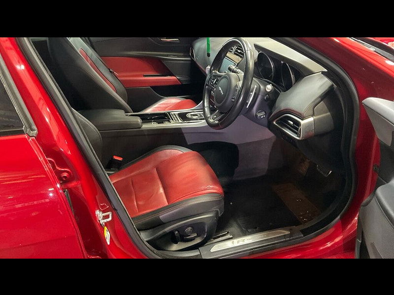 Jaguar XE 2.0d R-Sport Auto Euro 6 (s/s) 4dr 4dr Automatic 2026