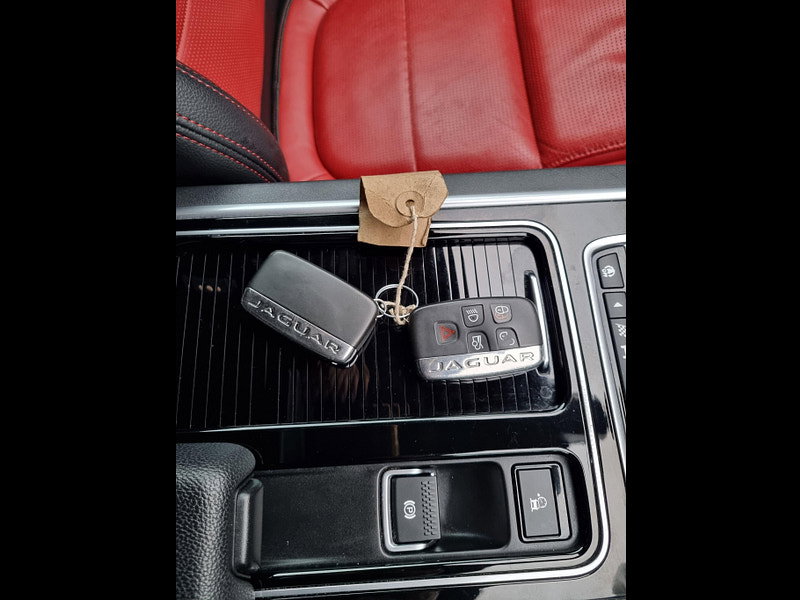 Jaguar XE 2.0d R-Sport Auto Euro 6 (s/s) 4dr 4dr Automatic 2026