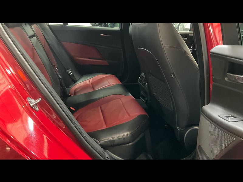 Jaguar XE 2.0d R-Sport Auto Euro 6 (s/s) 4dr 4dr Automatic 2026