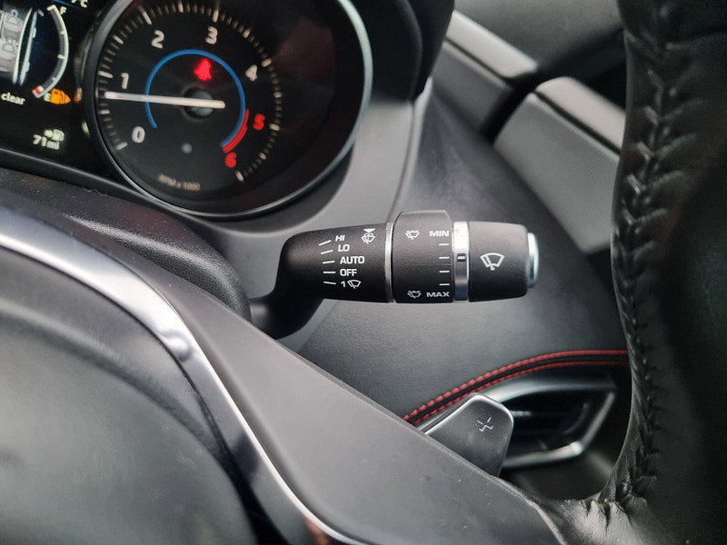 Jaguar XE 2.0d R-Sport Auto Euro 6 (s/s) 4dr 4dr Automatic 2026