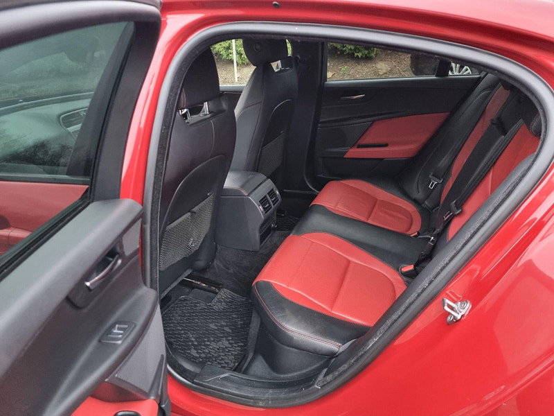 Jaguar XE 2.0d R-Sport Auto Euro 6 (s/s) 4dr 4dr Automatic 2026