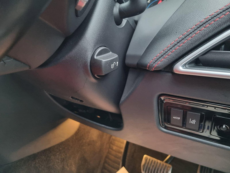 Jaguar XE 2.0d R-Sport Auto Euro 6 (s/s) 4dr 4dr Automatic 2026