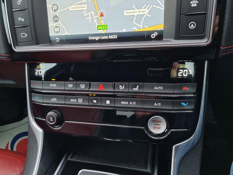 Jaguar XE 2.0d R-Sport Auto Euro 6 (s/s) 4dr 4dr Automatic 2026