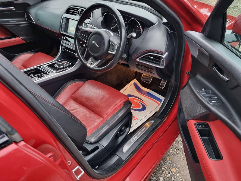 Jaguar XE 2.0d R-Sport Auto Euro 6 (s/s) 4dr 4dr Automatic 2026