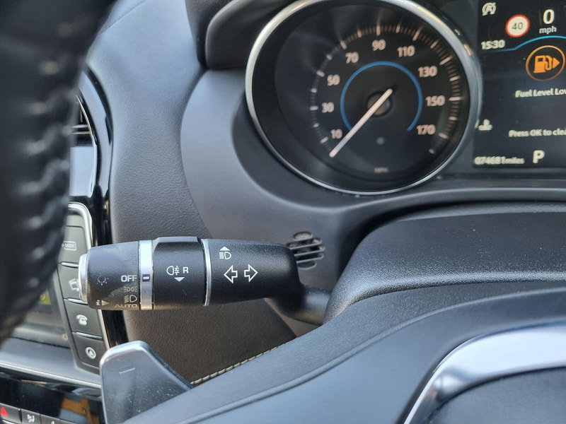 Jaguar XE 2.0d R-Sport Auto Euro 6 (s/s) 4dr 4dr Automatic 2026