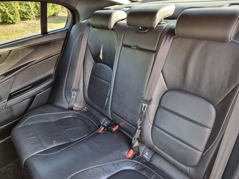 Jaguar XE 2.0d R-Sport Auto Euro 6 (s/s) 4dr 4dr Automatic 2026