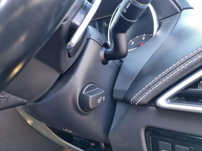 Jaguar XE 2.0d R-Sport Auto Euro 6 (s/s) 4dr 4dr Automatic 2026