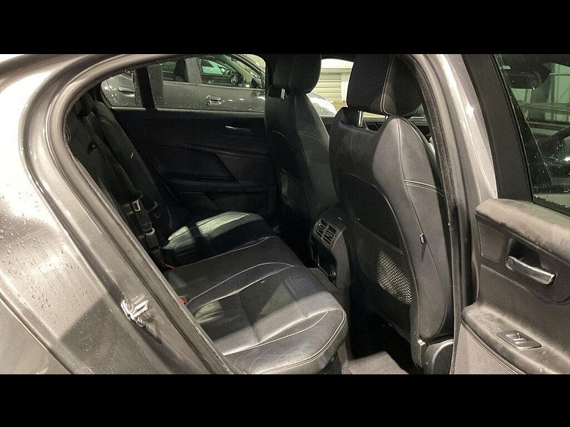 Jaguar XE 2.0d R-Sport Auto Euro 6 (s/s) 4dr 4dr Automatic 2026