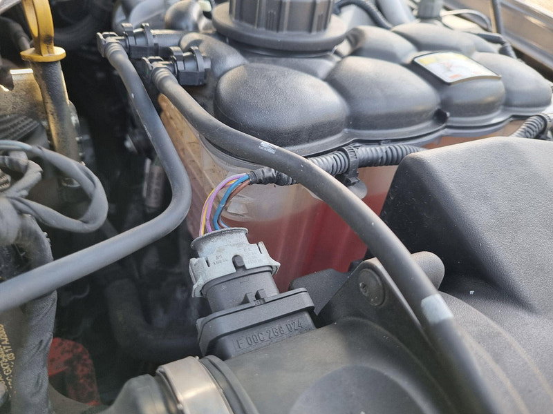 Jaguar XE 2.0d R-Sport Auto Euro 6 (s/s) 4dr 4dr Automatic 2026