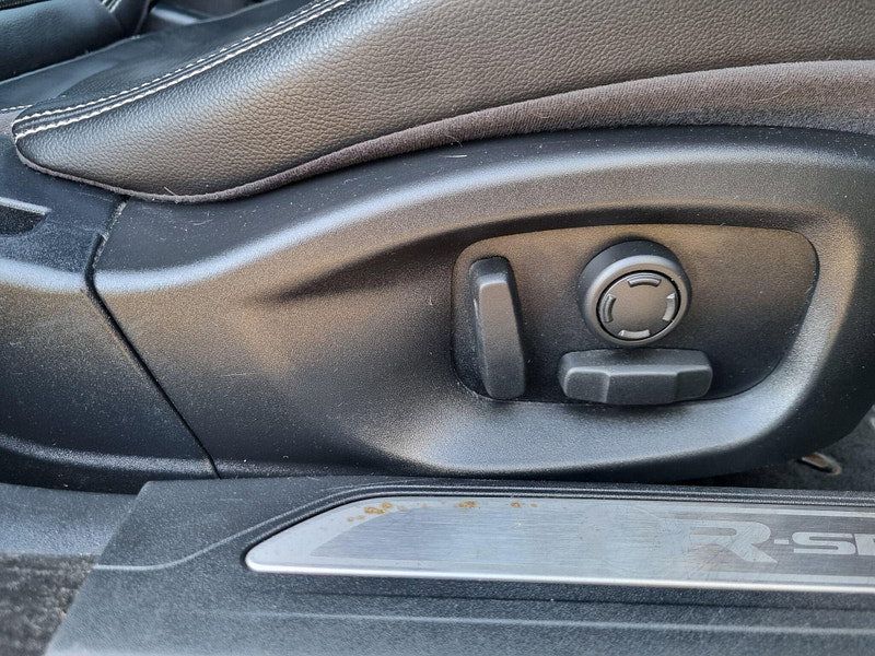 Jaguar XE 2.0d R-Sport Auto Euro 6 (s/s) 4dr 4dr Automatic 2026