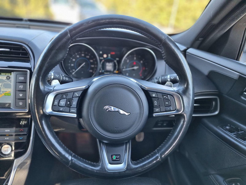 Jaguar XE 2.0d R-Sport Auto Euro 6 (s/s) 4dr 4dr Automatic 2026