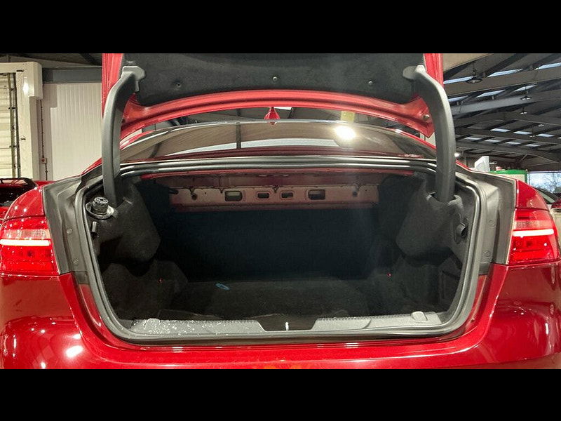 Jaguar XE 2.0d R-Sport Auto Euro 6 (s/s) 4dr 4dr Automatic 2026