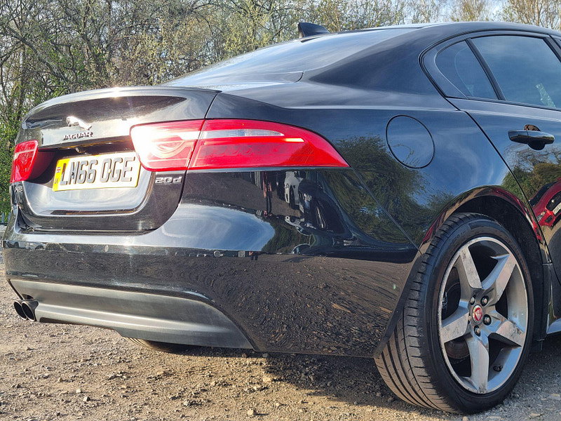 Jaguar XE 2.0d R-Sport Auto Euro 6 (s/s) 4dr 4dr Automatic 2026